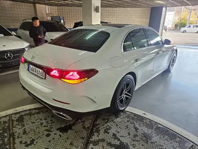 Mercedes-Benz E-Class 2026, 214 км, за 28056.94 USD