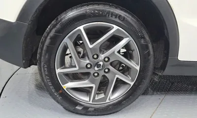 KG_Mobility_Ssangyong TIBOLI 2024, 6098 км, за 11290.53 USD