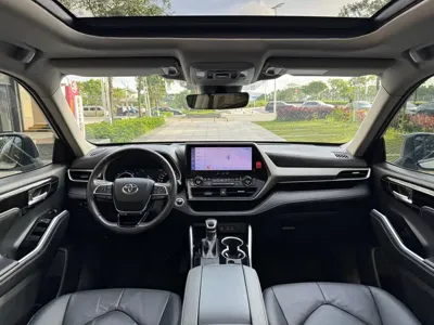 Toyota Highlander 2023, 59000 км, за 27486.22 USD - фото 8
