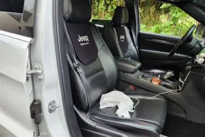Jeep Cherokee 2019, 145191 км, за 10661.12 USD