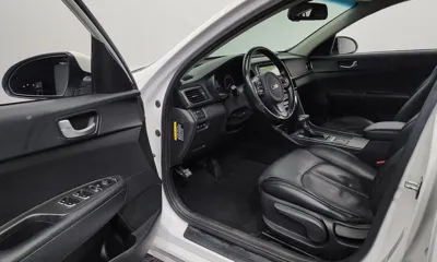 Kia K5 2017, 128996 км, за 4749.19 USD - фото 10