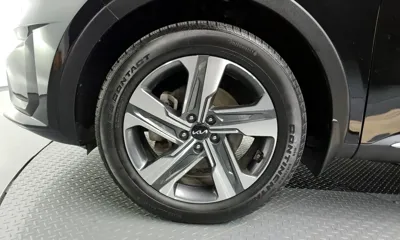Kia Sorento 2023, 96518 км, за 18589.06 USD