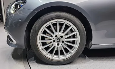 Mercedes-Benz E-Class 2021, 24207 км, за 25496.67 USD
