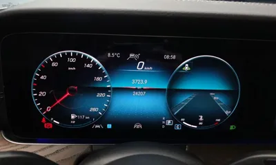 Mercedes-Benz E-Class 2021, 24207 км, за 25496.67 USD - фото 8