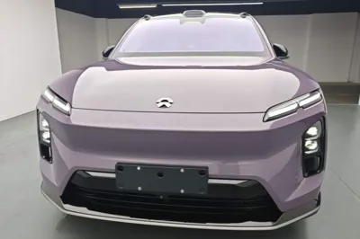 Nio EC6 2025, 9900 км, за 40609 USD