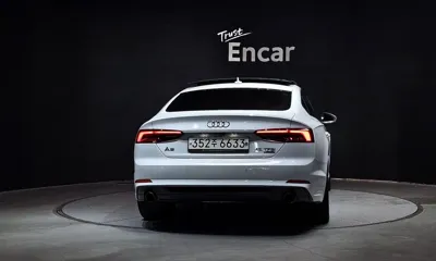 Audi A5 2019, 150793 км, за 13148.33 USD