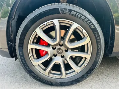 Maserati Levante 2022, 80000 км, за 38075.53 USD