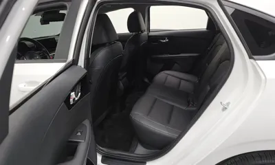 Kia K3 2024, 20879 км, за 14734.06 USD - фото 11