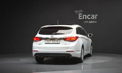 Hyundai i40 2014, 164480 км, за 4620.57 USD