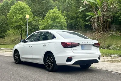 Roewe i5 2021, 39600 км, за 6281 USD - фото 13