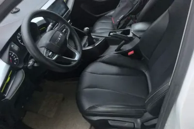 Roewe i5 2021, 39600 км, за 6281 USD - фото 24