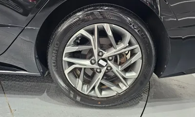 Hyundai Sonata 2022, 60337 км, за 12361.19 USD - фото 21
