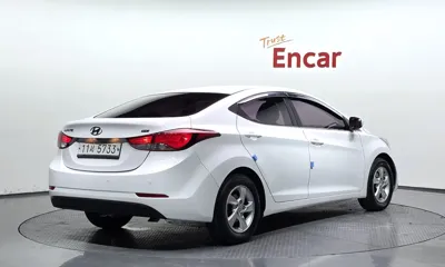Hyundai Avante 2016, 57371 км, за 4879.48 USD