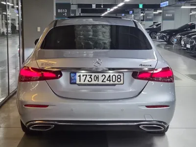 Mercedes-Benz E-Class 2022, 109000 км, за 24615.99 USD