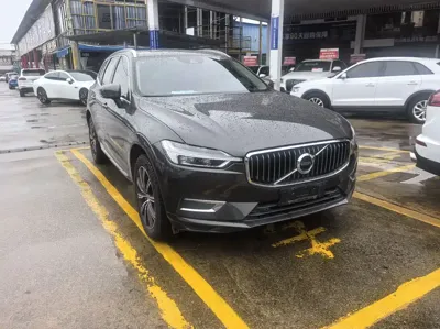 Volvo XC60 2020, 130000 км, за 14243.4 USD