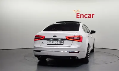 Kia K7 2014, 125116 км, за 4529.34 USD
