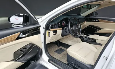 Kia K7 2017, 127169 км, за 8139.69 USD - фото 10