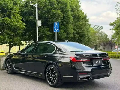 BMW 7 Series 2019, 120000 км, за 27714.15 USD - фото 9