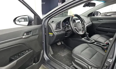 Hyundai Avante 2017, 43738 км, за 7205.19 USD - фото 10