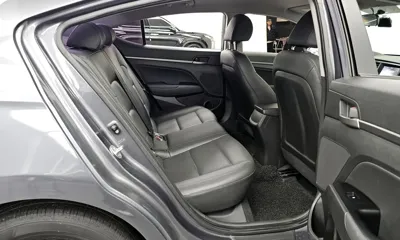 Hyundai Avante 2017, 43738 км, за 7205.19 USD - фото 12