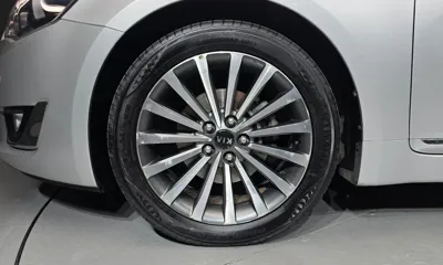 Kia K7 2013, 141918 км, за 3150.49 USD