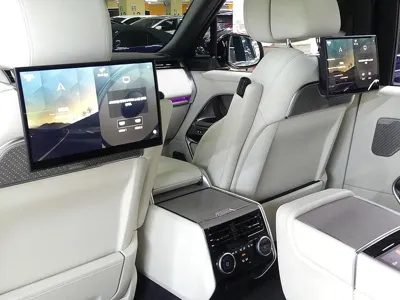 Land Rover Range Rover 2024, 8659 км, за 137849.55 USD - фото 16