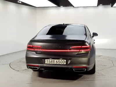 Genesis G90 2021, 115894 км, за 19348.54 USD