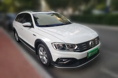 Volkswagen C-Trek 2017, 129900 км, за 5986 USD
