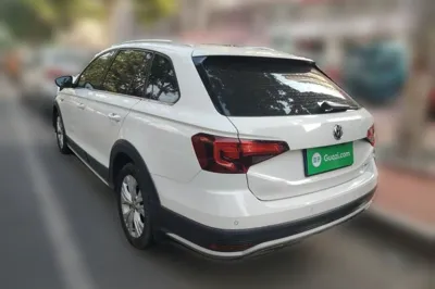Volkswagen C-Trek 2017, 129900 км, за 5986 USD