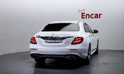 Mercedes-Benz E-Class 2019, 123467 км, за 15527.51 USD