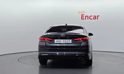 Kia K5 2019, 62202 км, за 8861.76 USD