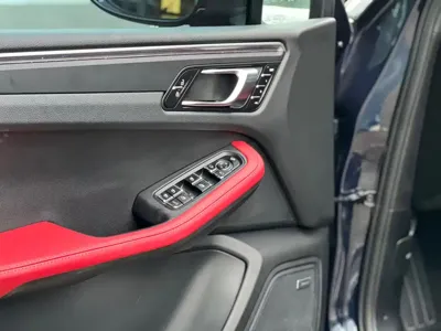 Porsche Macan 2020, 60000 км, за 36314.78 USD
