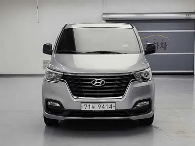 Hyundai Starex 2018, 149916 км, за 8586.73 USD