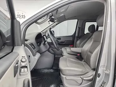 Hyundai Starex 2018, 149916 км, за 8586.73 USD - фото 11