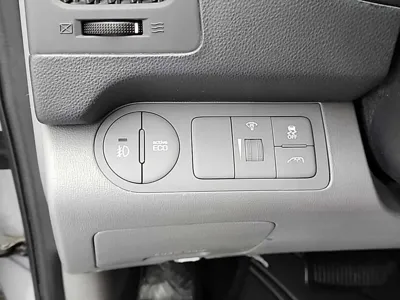 Hyundai Starex 2018, 149916 км, за 8586.73 USD - фото 17