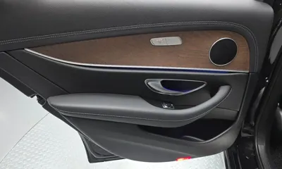 Mercedes-Benz E-Class 2021, 132122 км, за 18827.37 USD - фото 25