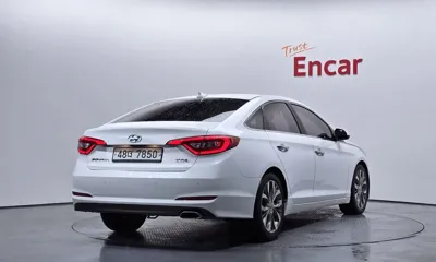 Hyundai Sonata 2015, 115639 км, за 5525.58 USD - фото 2