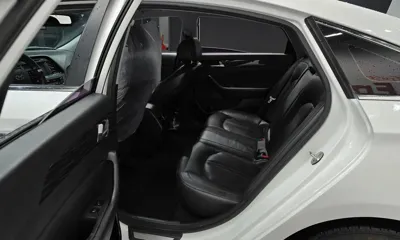 Hyundai Sonata 2015, 115639 км, за 5525.58 USD - фото 12