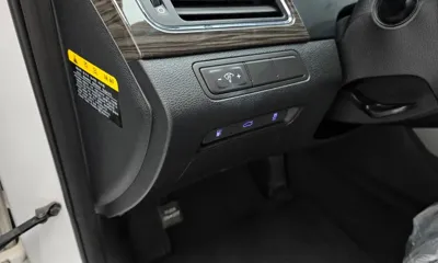 Hyundai Sonata 2015, 115639 км, за 5525.58 USD - фото 16