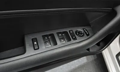 Hyundai Sonata 2015, 115639 км, за 5525.58 USD - фото 17