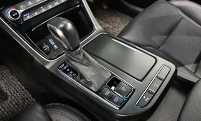 Hyundai Grandeur 2018, 149299 км, за 7278.14 USD - фото 9