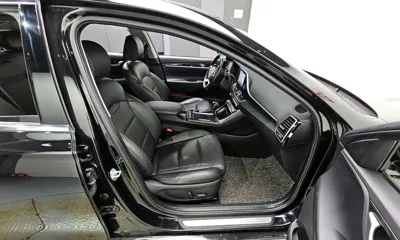 Hyundai Grandeur 2018, 149299 км, за 7278.14 USD - фото 12