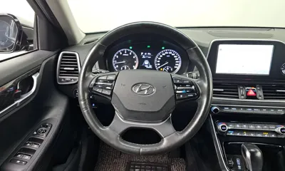 Hyundai Grandeur 2018, 149299 км, за 7278.14 USD - фото 14