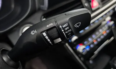 Hyundai Grandeur 2018, 149299 км, за 7278.14 USD - фото 16
