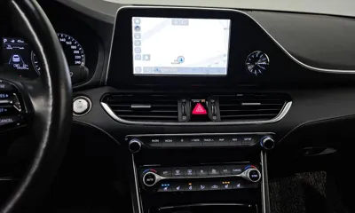 Hyundai Grandeur 2018, 149299 км, за 7278.14 USD - фото 17