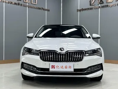 Skoda Superb 2022, 24000 км, за 21514.12 USD