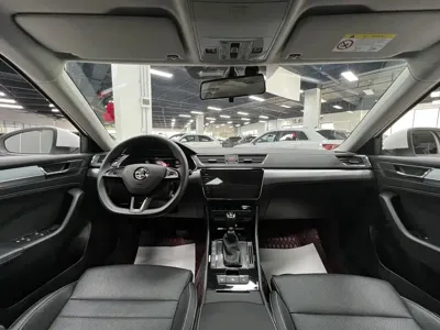 Skoda Superb 2022, 24000 км, за 21392.73 USD - фото 7