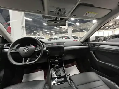 Skoda Superb 2022, 24000 км, за 21392.73 USD - фото 10