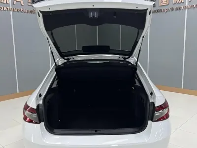 Skoda Superb 2022, 24000 км, за 21392.73 USD - фото 19