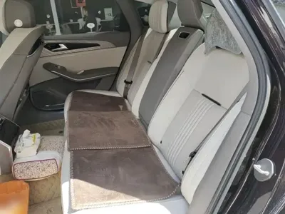 Hongqi Hongqi H9 2022, 10000 км, за 23333.62 USD